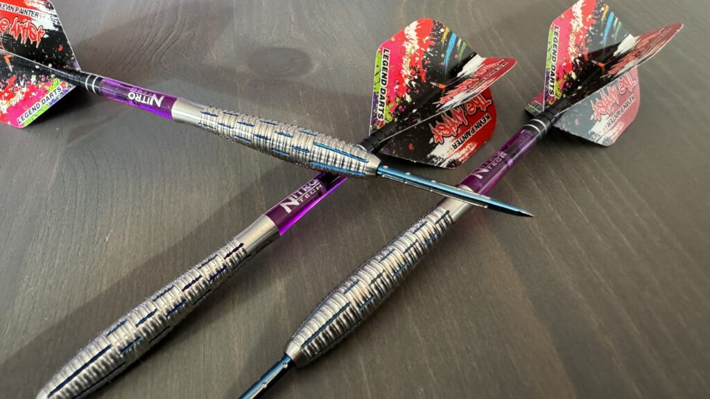 Neue Darts: AZZA